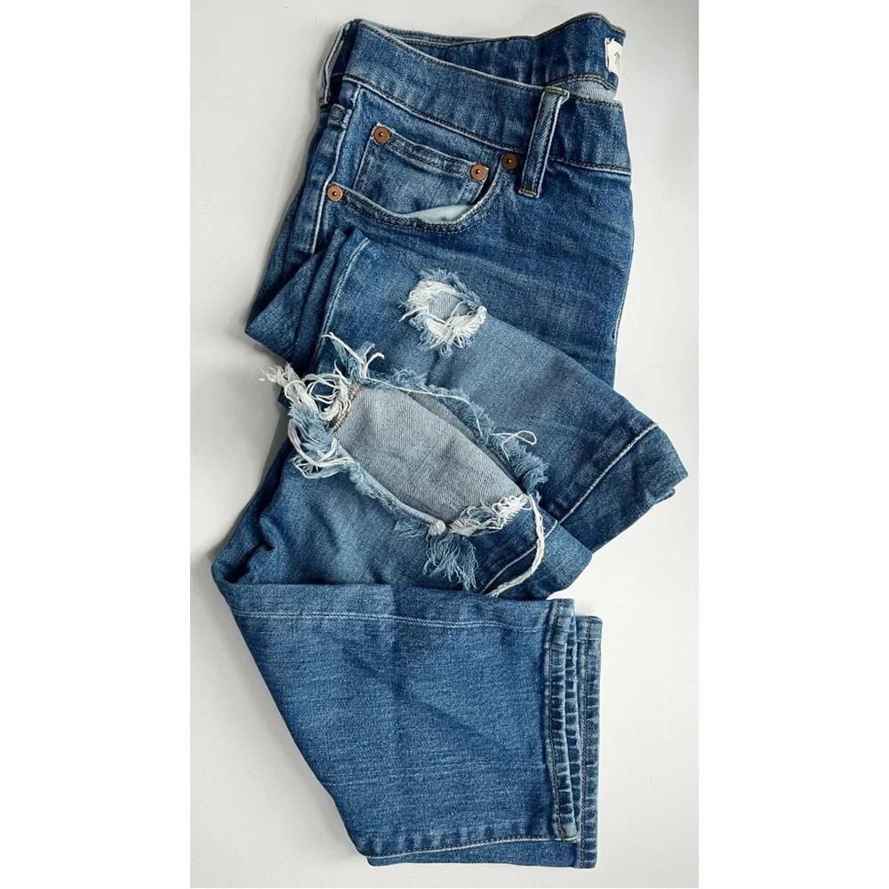 Madewell • Destructed Slim Boy Jeans